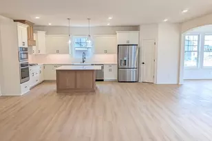 1884 Royal Blvd N, Lake Elmo, MN 55042 - Photo 5