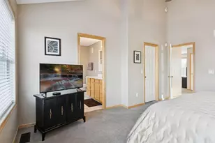 10756 Falling Water Ln, Woodbury, MN 55129 - Photo 15