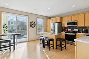 10756 Falling Water Ln, Woodbury, MN 55129 - Photo 9