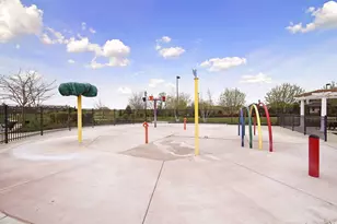 10756 Falling Water Ln, Woodbury, MN 55129 - Photo 33