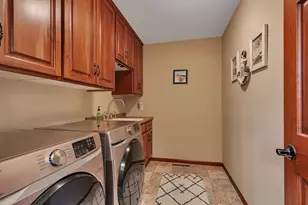 2161 Mill Pond Dr, Saint Cloud, MN 56303 - Photo 37