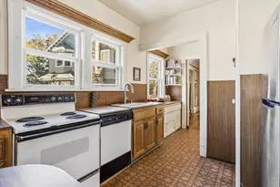 2426 Sheridan Ave S, Minneapolis, MN 55405 - Photo 19