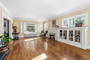 2426 Sheridan Ave S, Minneapolis, MN 55405 - Photo 11