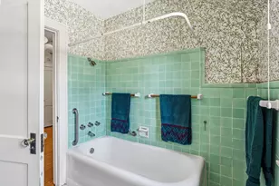 2426 Sheridan Ave S, Minneapolis, MN 55405 - Photo 37