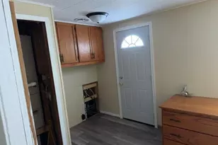 217 N 7th St, Warren, MN 56762 - Photo 3