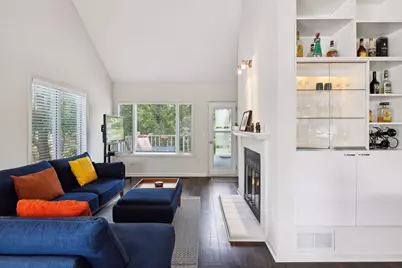 2824 Kenwood Isles Drive, Minneapolis, MN 55408 - Photo 15