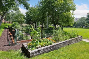 2824 Kenwood Isles Dr, Minneapolis, MN 55408 - Photo 11