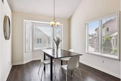 2824 Kenwood Isles Drive, Minneapolis, MN 55408 - Photo 19