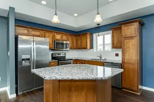 5077 Ridgeview Dr NW, Rochester, MN 55901 - Photo 9