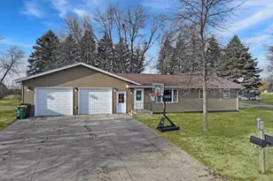 205 S Hubert St, Ivanhoe, MN 56142 - Photo 35