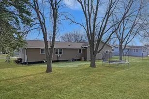 205 S Hubert St, Ivanhoe, MN 56142 - Photo 3