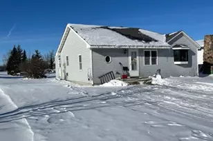 401 4th St NW, Wadena, MN 56482 - Photo 1