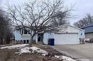 2513 19th St N, Saint Cloud, MN 56303 - Photo 1