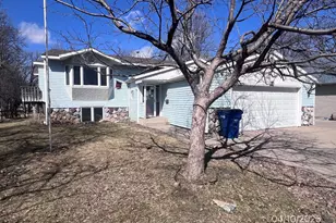 2513 19th St N, Saint Cloud, MN 56303 - Photo 1