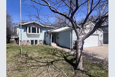 2513 19th Street N, Saint Cloud, MN 56303 - Photo 1