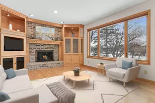 5815 Turtle Lake Rd, Shoreview, MN 55126 - Photo 11