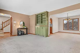 5815 Turtle Lake Rd, Shoreview, MN 55126 - Photo 7