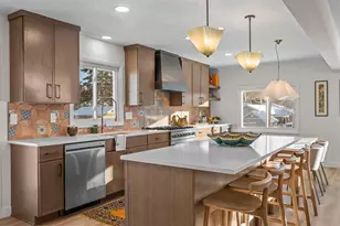 2808 34th Ave NE, Saint Anthony, MN 55418 - Photo 3