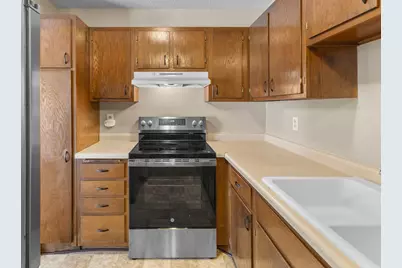 1074 Carmel Court, Shoreview, MN 55126 - Photo 13