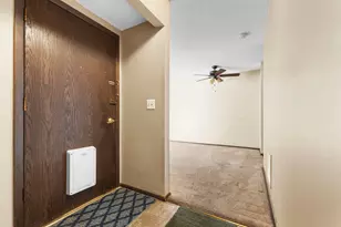 1074 Carmel Ct, Shoreview, MN 55126 - Photo 5