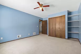 1074 Carmel Ct, Shoreview, MN 55126 - Photo 17