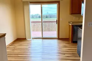 2027 Brittany Ct, Shakopee, MN 55379 - Photo 3