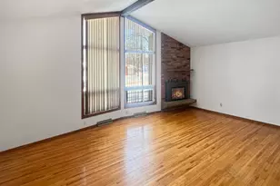 413 N 1st Ave W, Truman, MN 56088 - Photo 7