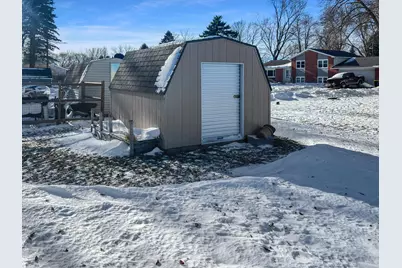 413 N 1st Avenue W, Truman, MN 56088 - Photo 3
