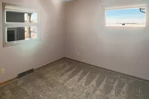 413 N 1st Ave W, Truman, MN 56088 - Photo 19