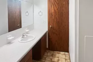 413 N 1st Ave W, Truman, MN 56088 - Photo 21