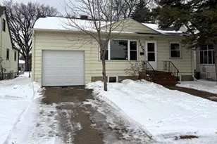 1205 6th St S, Moorhead, MN 56560 - Photo 3