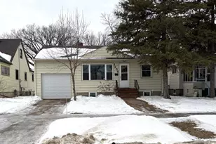 1205 6th St S, Moorhead, MN 56560 - Photo 5