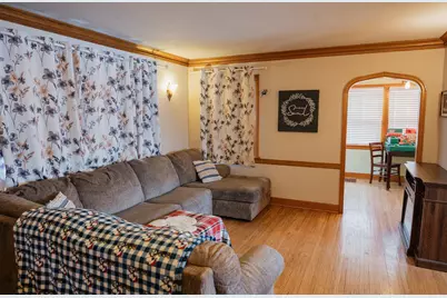 226 S Linton Street, Blue Earth, MN 56013 - Photo 7