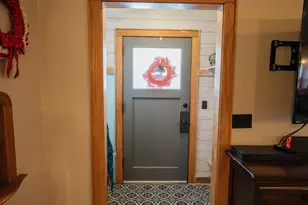 226 S Linton St, Blue Earth, MN 56013 - Photo 9