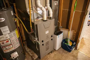 226 S Linton St, Blue Earth, MN 56013 - Photo 43