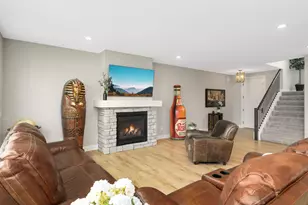 10732 39th St N, Lake Elmo, MN 55042 - Photo 7