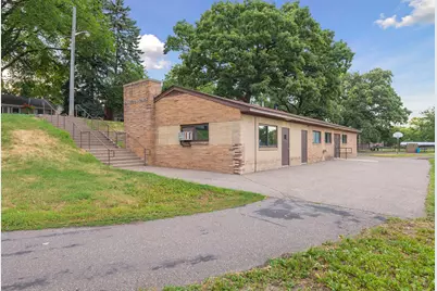 3833 Noble Avenue N, Robbinsdale, MN 55422 - Photo 69