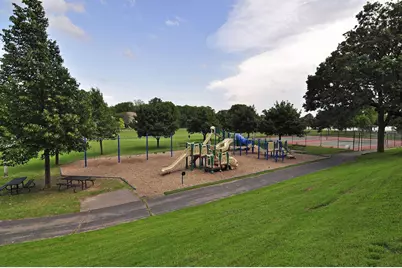 3833 Noble Avenue N, Robbinsdale, MN 55422 - Photo 31