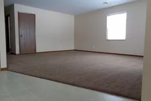 1708 E Lincoln Ave, Montevideo, MN 56265 - Photo 9