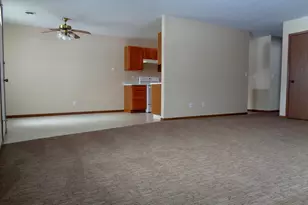 1706 E Lincoln Ave, Montevideo, MN 56265 - Photo 7