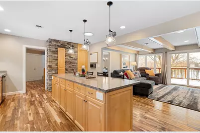 701 4th Street SW, Austin, MN 55912 - Photo 11