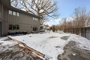 701 4th St SW, Austin, MN 55912 - Photo 55