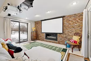 701 4th St SW, Austin, MN 55912 - Photo 27