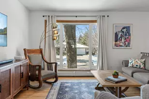 4017 Shamrock Dr NE, Saint Paul, MN 55421 - Photo 5