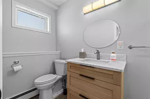 4017 Shamrock Dr NE, Saint Paul, MN 55421 - Photo 35