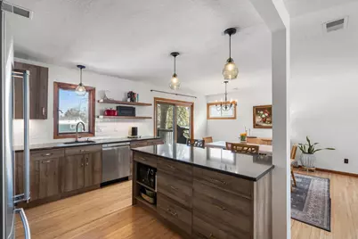 4017 Shamrock Drive NE, Saint Paul, MN 55421 - Photo 15