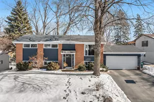 4017 Shamrock Dr NE, Saint Paul, MN 55421 - Photo 1
