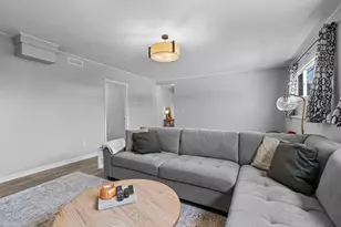 4017 Shamrock Dr NE, Saint Paul, MN 55421 - Photo 29