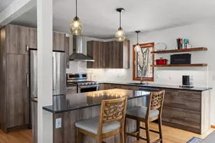 4017 Shamrock Dr NE, Saint Paul, MN 55421 - Photo 11