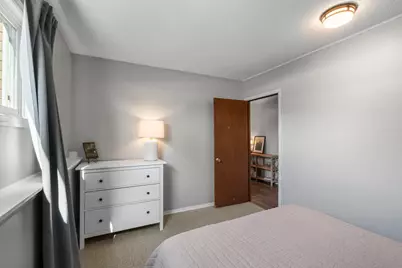 4017 Shamrock Drive NE, Saint Paul, MN 55421 - Photo 33